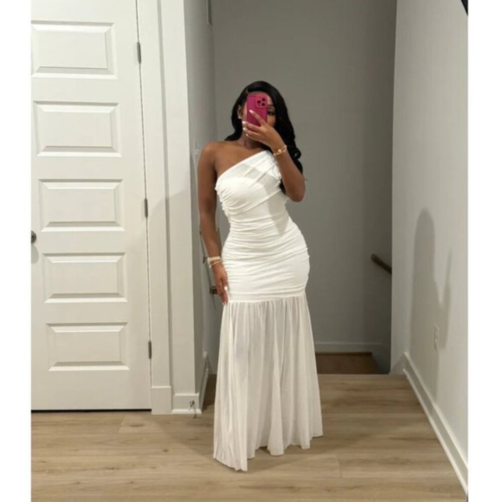 Elliatt White One-Shoulder Ruched Mermaid Gown